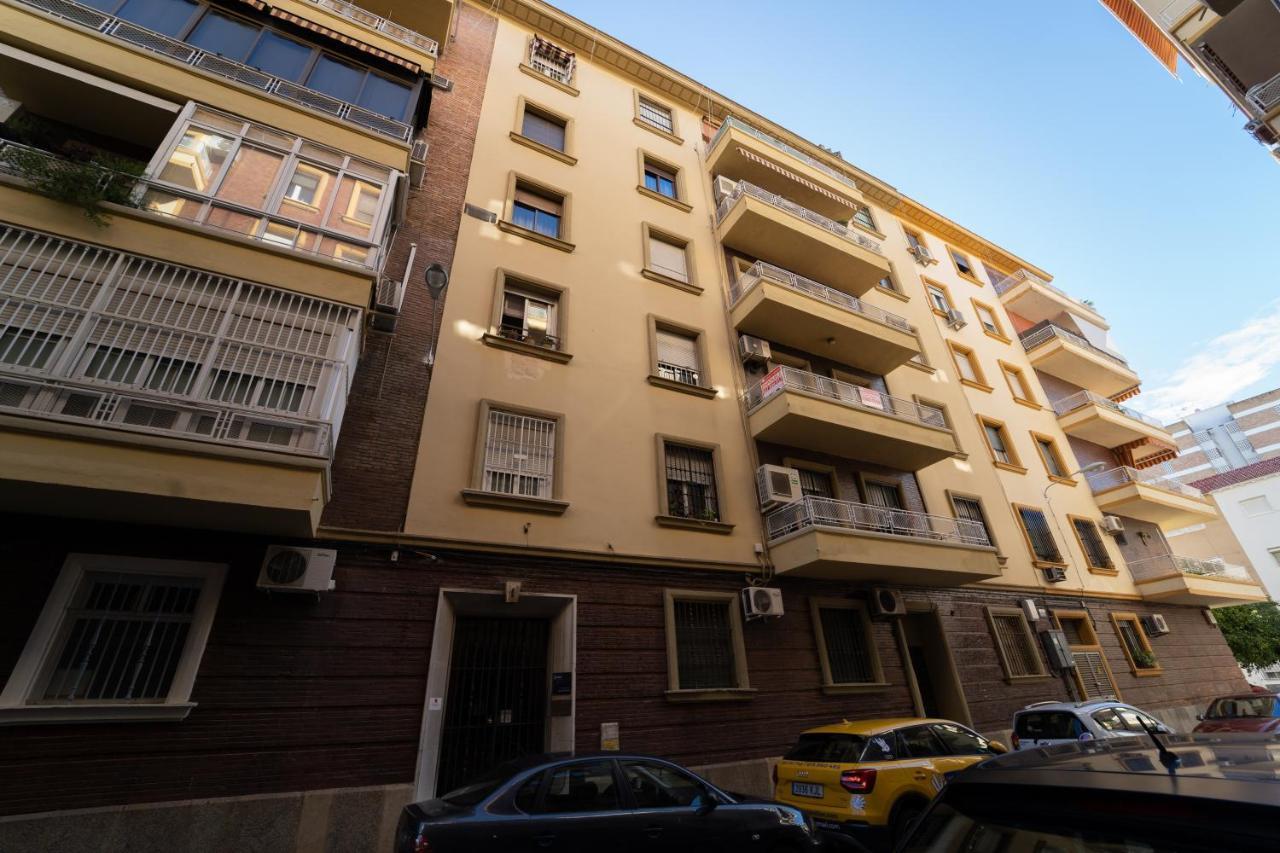 Apartament Larra Nervion Sewilla Zewnętrze zdjęcie