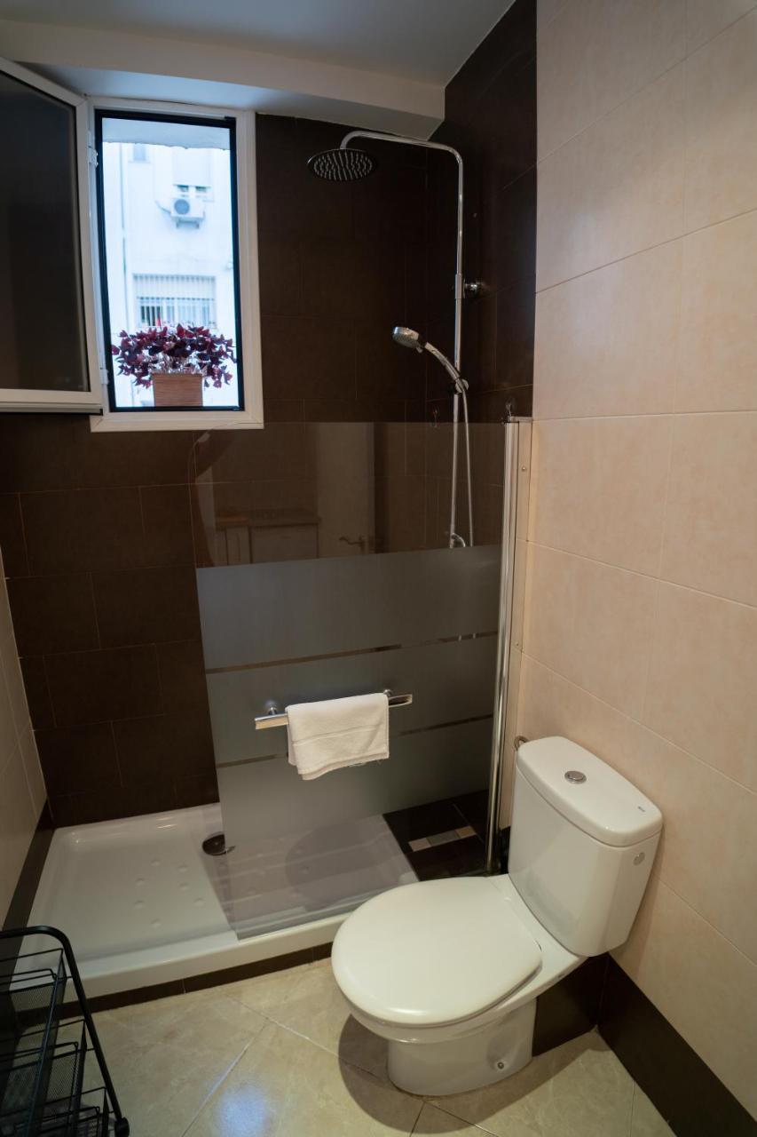 Apartament Larra Nervion Sewilla Zewnętrze zdjęcie