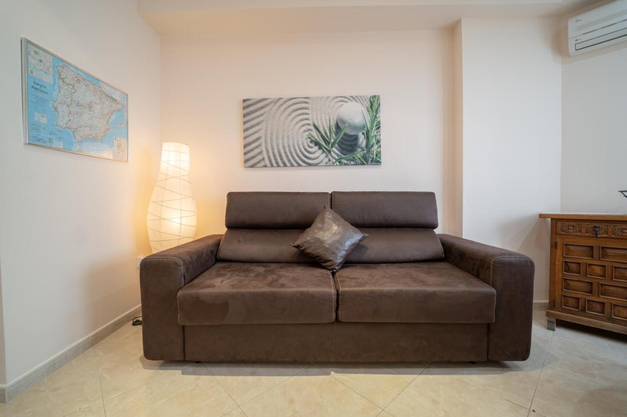 Apartament Larra Nervion Sewilla Zewnętrze zdjęcie